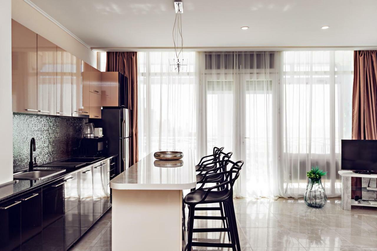 Apartment Magnolia Rustaveli 62 Batumi Exterior foto